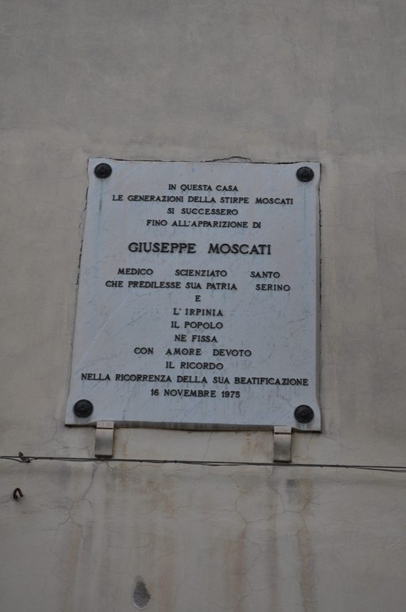 Giuseppe Moscati's plaque, Serino, Italy.jpg